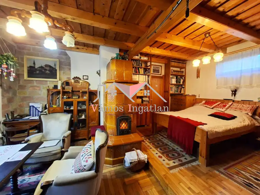 eladó családi ház, Göd