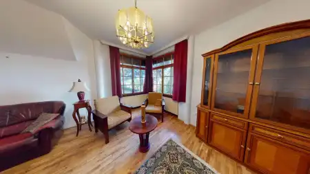 Eladó családi ház, Vác 4+1 szoba 200 m² 160 M Ft