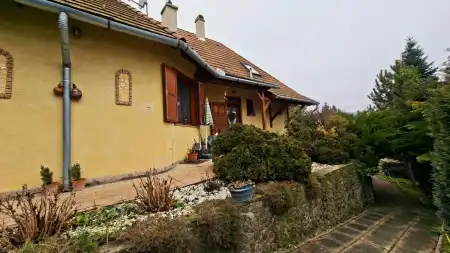 Eladó családi ház, Verőce 5 szoba 245 m² 185 M Ft