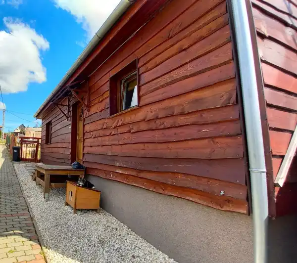Eladó újszerű családi ház, Váckisújfalu 1+2 szoba 62 m² 49.9 M Ft