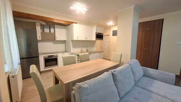 Kiadó téglalakás, Vác 2 szoba 60 m² 250 E Ft/hó